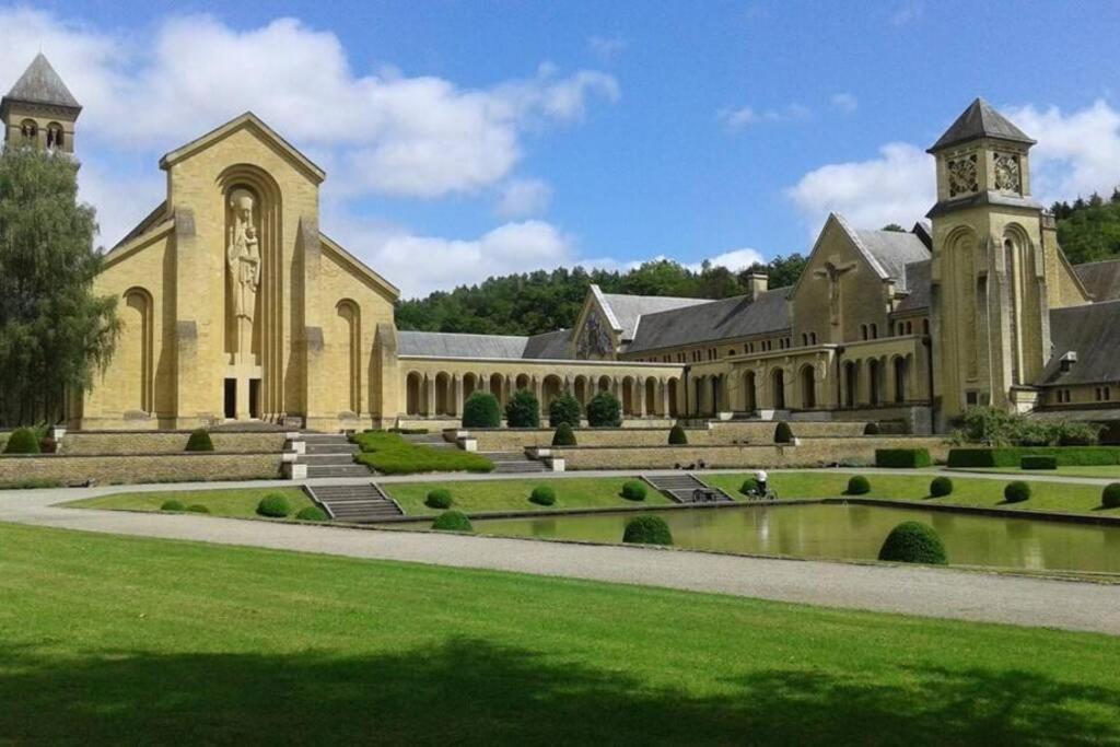 Le Repaire Des Belettes Vallee De Rabais Virton Exterior foto